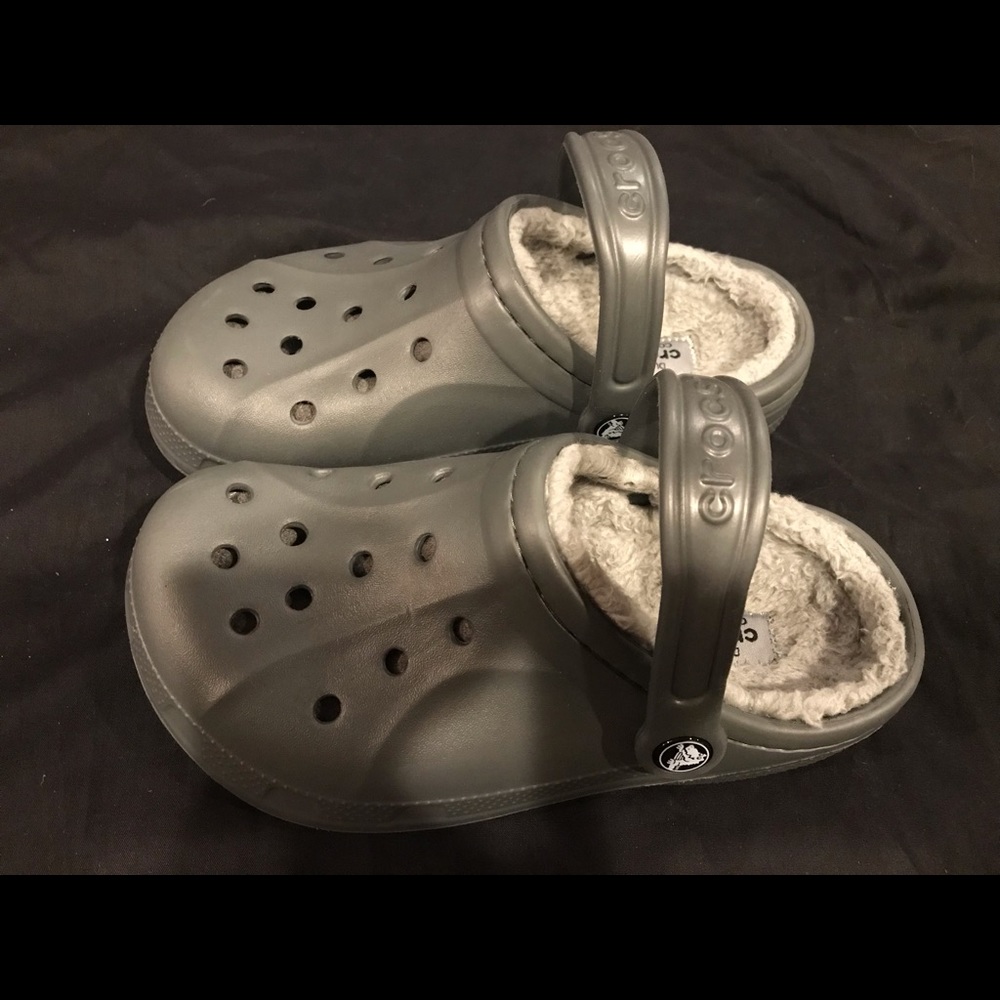 Gray lined Crocs size 6